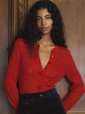 DOEN COSETTE CARDIGAN -- CERISE